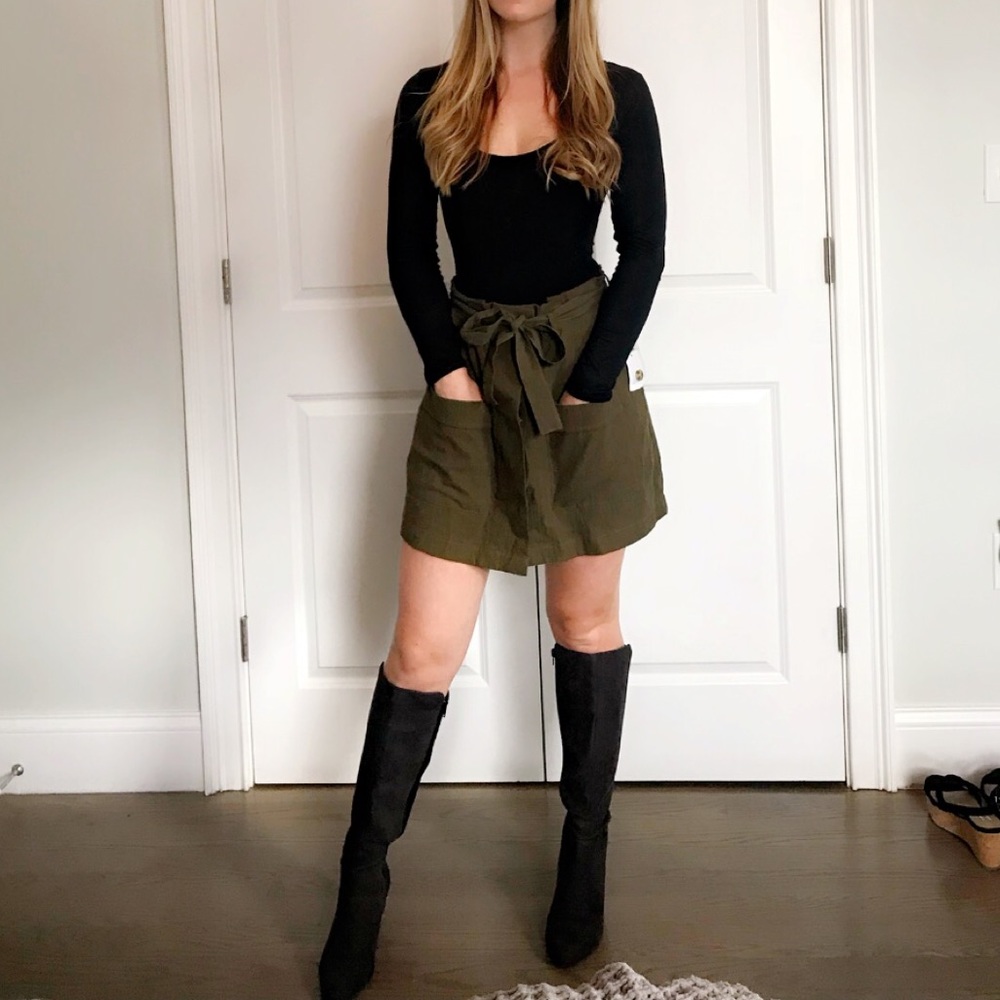 Army green shorts with bow